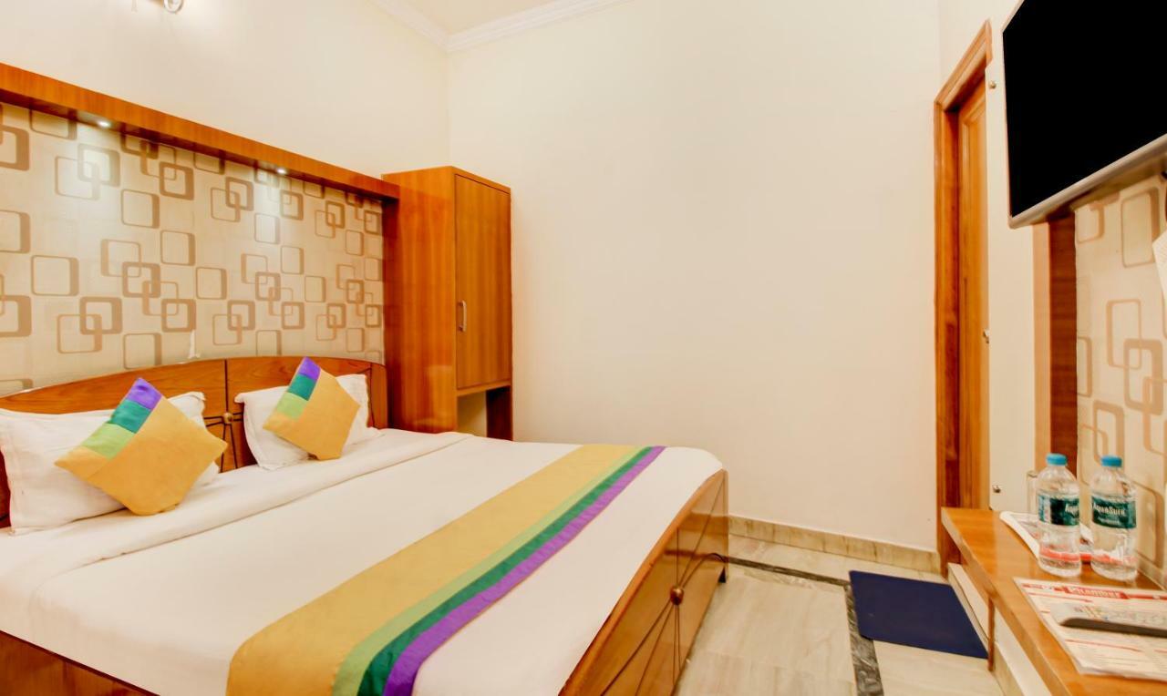 Treebo Trip Sonachi Hotels Амритсар Экстерьер фото